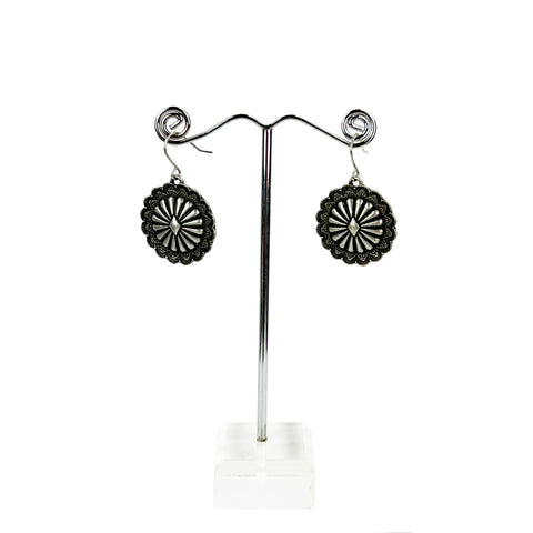 ERZ220905 Small Floral Shape Concho Earring