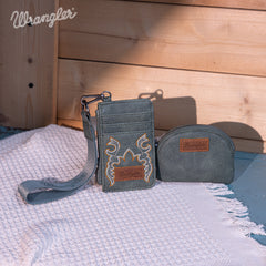WG145-W007  Wrangler Embroidered Bi-Fold Wallet - Green