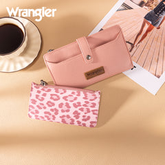 WG366-W091DPK   Wrangler Western Bi-Fold  RFID Wallet/Wristlet With Detachable Pouch-Dark Pinky)