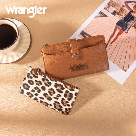 WG366-W091BR   Wrangler Western Bi-Fold  RFID Wallet/Wristlet With Detachable Pouch-Brown