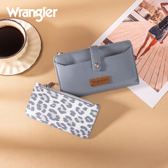 WG366-W091JN   Wrangler Western Bi-Fold  RFID Wallet/Wristlet With Detachable Pouch- Jean