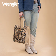 WG296-8900TN    Wrangler Leopard Print Tote Bag- Tan