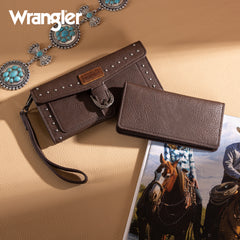 WG195-W055  Wrangler Western  Tri-fold RFID Wallet/Wristlet With Detachable Credit Card Holder -Coffee