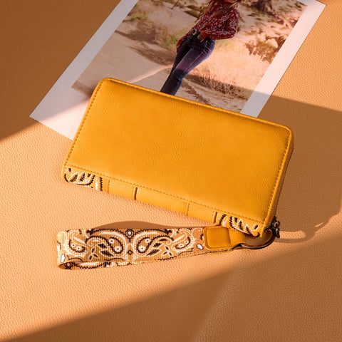 WG331-W115   Wrangler  Bandana Paisley Print  Wallet  - Yellow