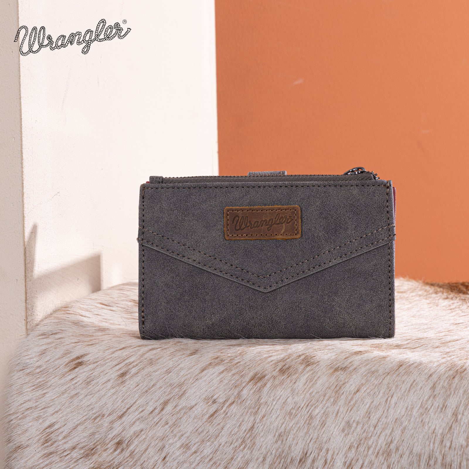 Handmade Hemp BI-Fold Wallet – Eco-Friendly, Coin Pocket, Zip Closure, Vegan, Nepal