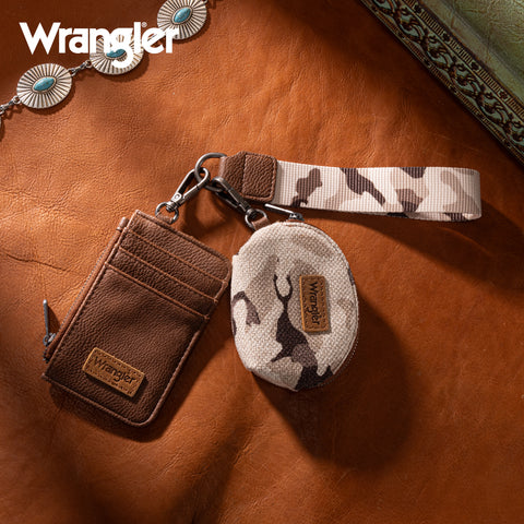 WG286-W0051  Wrangler Camo Print Dual Pouch Wristlet -Brown