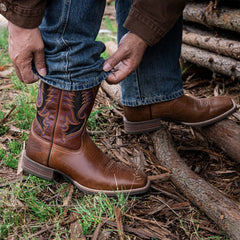 PLT-103603  Western Men's Embroidered Square Toe Vintage Cowboy Full Grain Leather Boots