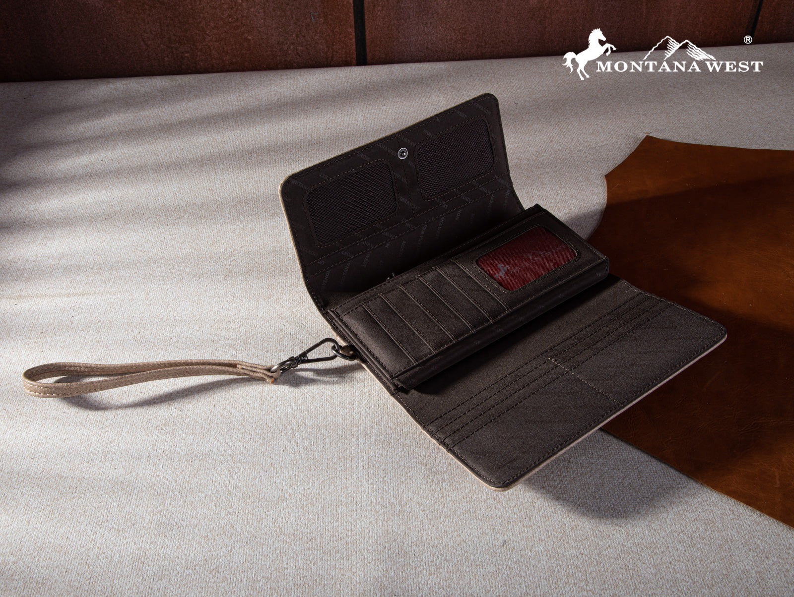 MW1261 W002 Montana West Concho Collection Wallet MONTANA WEST U S A Mw1261 w002 montana west concho collection wallet montana west u s a