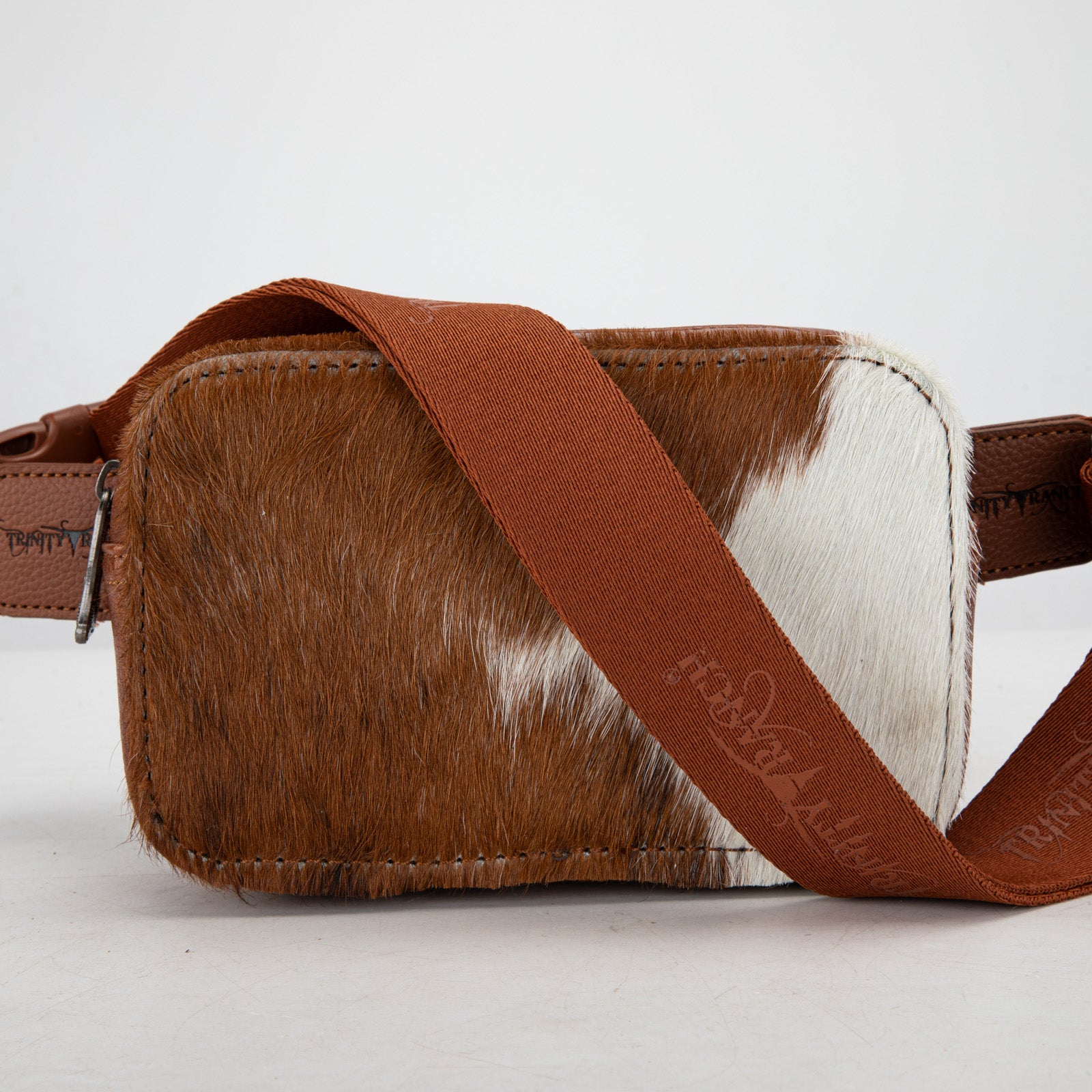 TR184-194 Trinity Ranch Genuine Hair-On Cowhide Belt Bag Brown