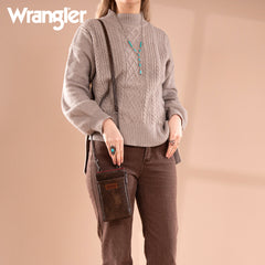 WG200-055  Wrangler RFID Small Crossbody/Cellphone Wallet - Coffee