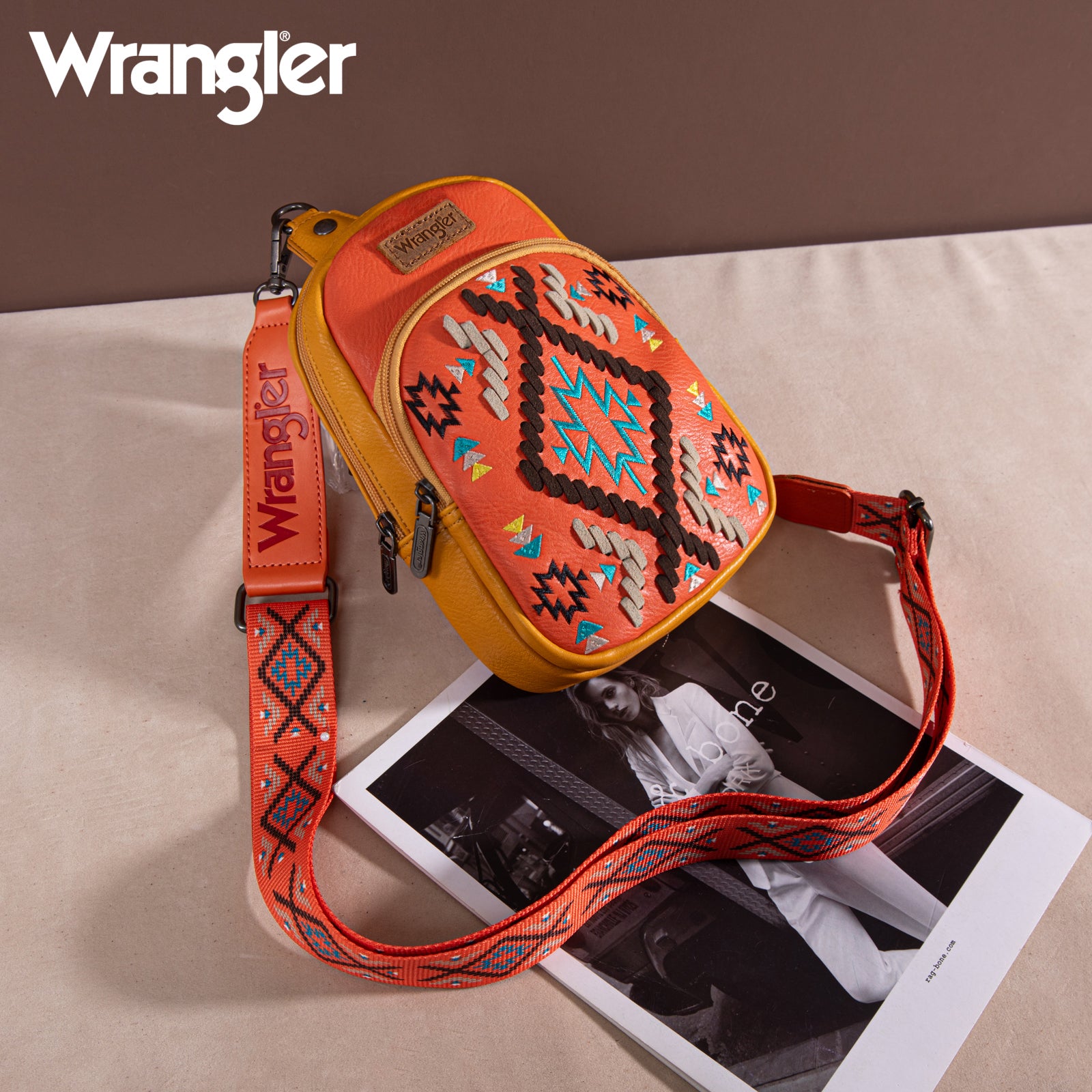 WG2207-3003 Wrangler Aztec Printed Crossbody Purse With Wallet Compart – MONTANA WEST U.S.A WG2207-3003 Wrangler Aztec Printed Crossbody Purse With Wallet Compart – MONTANA WEST U.S.A