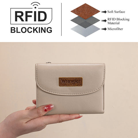 WG263-W076TN    Wrangler Tri-Fold Wallet  -Tan