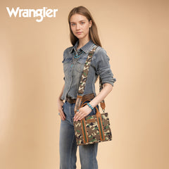 WG286-8120S  Wrangler Camo Print Concealed Carry Tote/Crossbody -Green