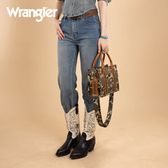 WG286-8120S  Wrangler Camo Print Concealed Carry Tote/Crossbody -Green
