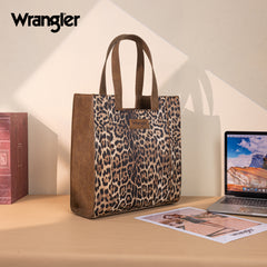 WG296-8900BR    Wrangler Leopard Print Tote Bag- Brown