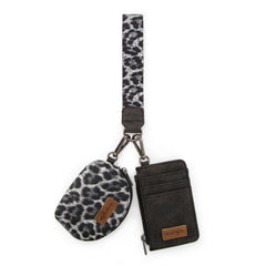 WG296-W0051  Wrangler Leopard Print Dual Pouch Wristlet -Black