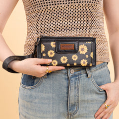 WG316-W013BK  Wrangler Sunflower Print Card Wallet/Wristlet - Black