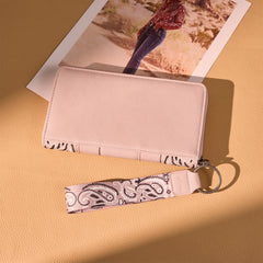 WG331-W115   Wrangler  Bandana Paisley Print  Wallet  - Pink