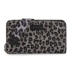 WG366-W006BK  Wrangler Leopard Print Wallet/Wristlet - Black
