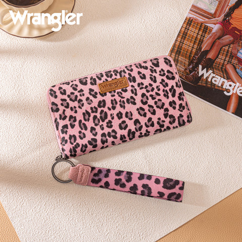 WG366-W006PK   Wrangler Leopard Print Wallet/Wristlet - Pink