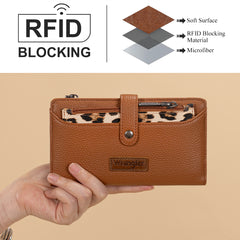 WG366-W091BR   Wrangler Western Bi-Fold  RFID Wallet/Wristlet With Detachable Pouch-Brown