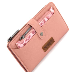 WG366-W091DPK   Wrangler Western Bi-Fold  RFID Wallet/Wristlet With Detachable Pouch-Dark Pinky)