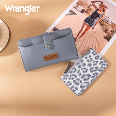 WG366-W091JN   Wrangler Western Bi-Fold  RFID Wallet/Wristlet With Detachable Pouch- Jean