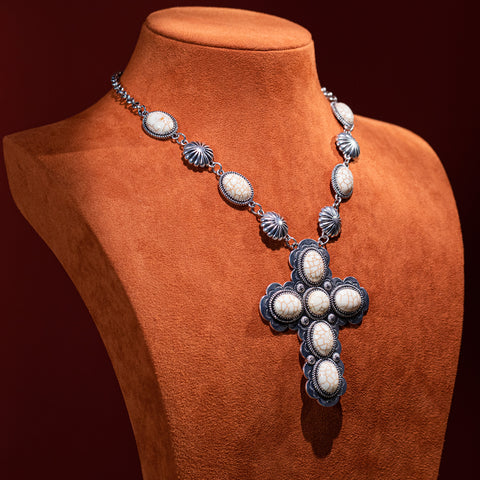 WJ-1040  Rustic Couture  Turquoise Concho Statement Necklace