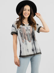 Women's Mineral Wash Constrat Stitched Tribal Feather Graphic Short Sleeve Tee DL-T051
